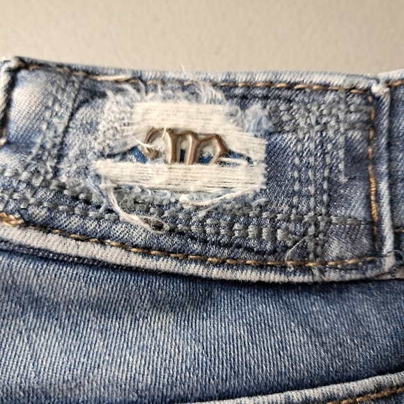 Miss Me Sigature Skinny Ankle Cropped Jeans with Subtle Fading Size 25 - Picture 5 of 13